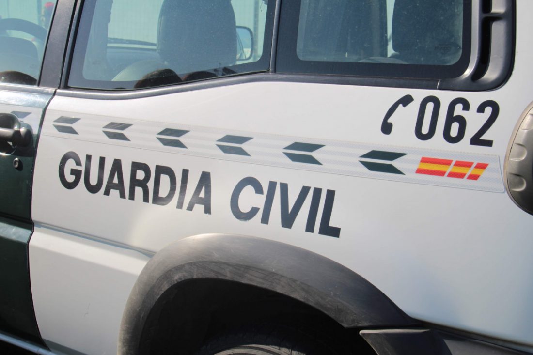 La Guardia Civil auxilia a un hombre que se desangraba en su domicilio de La Rinconada