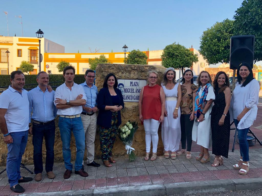 Virginia Pérez (PP) homenajea en Alcalá a concejal asesinato hace 22 años, Miguel Ángel Blanco