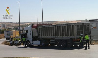 Detenido un camionero por circular bajo los efectos del alcohol, con retirada de carnet y exceso de horas