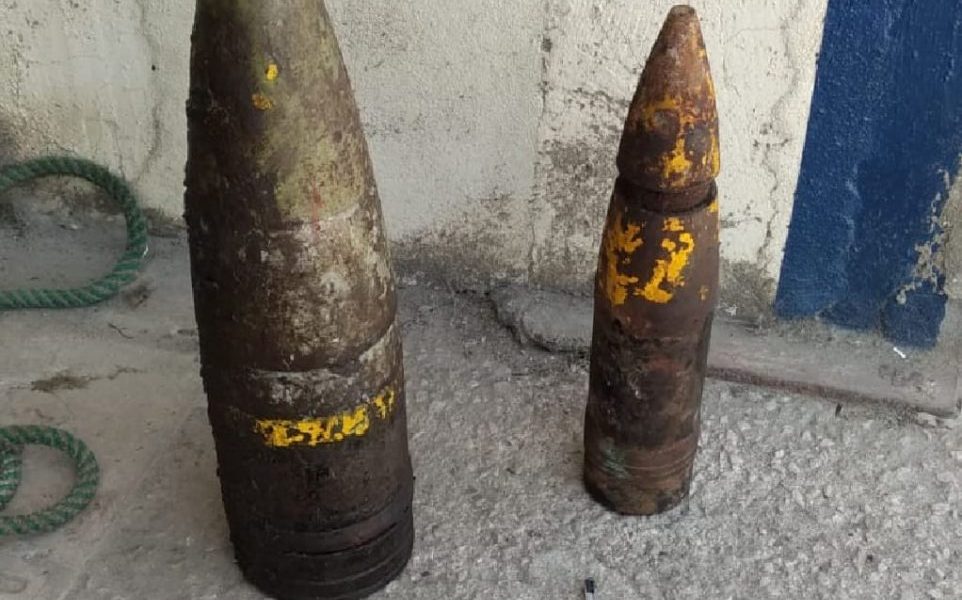 Especialistas de los TEDAX-NRBQ de la Policía Nacional incautan y neutralizan dos proyectiles de guerra