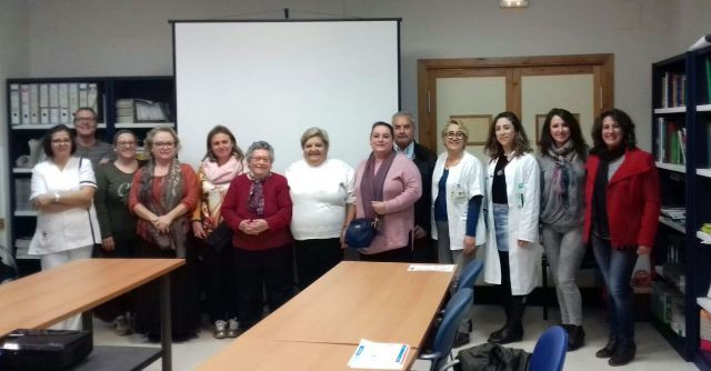 Un centro de salud de Dos Hermanas acerca la educación diabetológica avanzada a la atención primaria