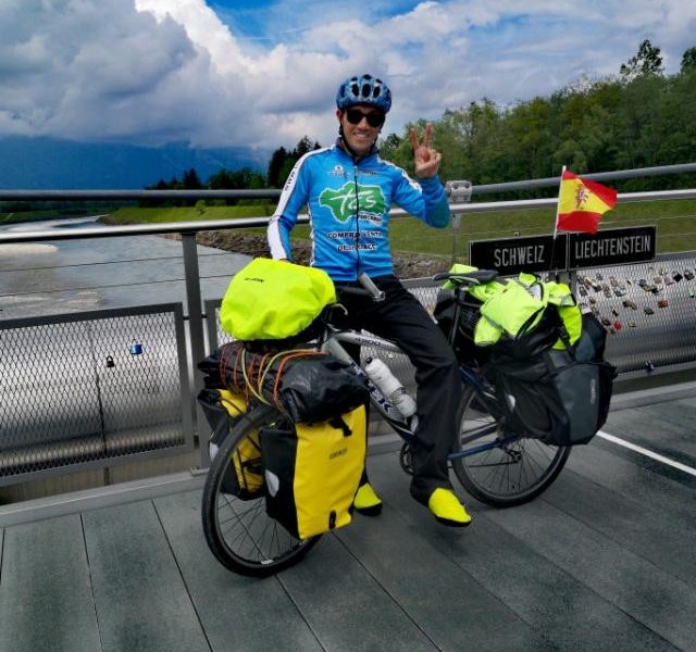 chico ciclista arahal