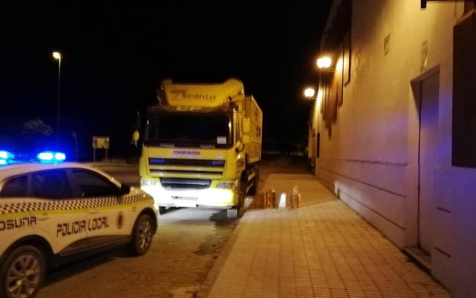 Identificado un individuo que robaba combustible de un camión en Osuna