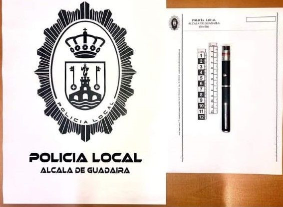 Intervenido en Alcalá un puntero láser con el que unos jóvenes deslumbraban a vehículos