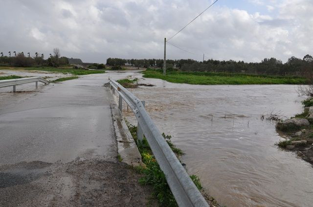 Arahal formará parte del plan de limpieza de arroyos y cauces de la CHG