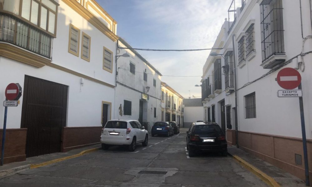 Solución "salomónica" para el conflicto por la señal de la calle José María Iglesias de Arahal