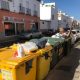 Vecinos del Pasaje el Saladillo en Arahal insisten en la insalubridad de los contenedores