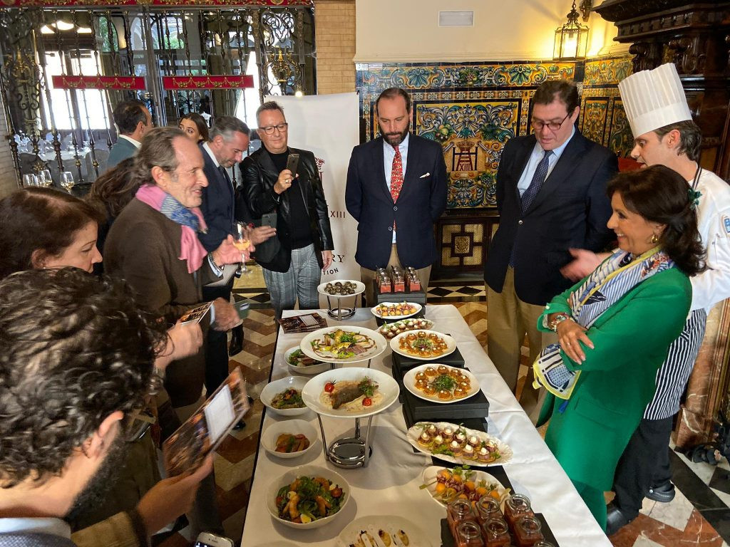 Menú de Navidad solidario, la apuesta de varios restaurantes de Sevilla en favor del Banco de Alimentos