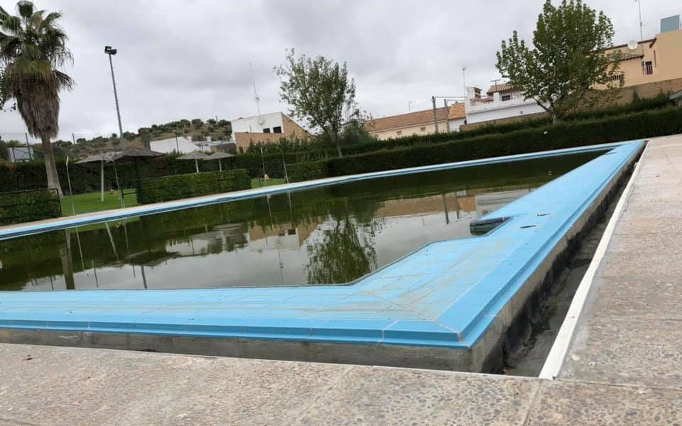 piscina coripe