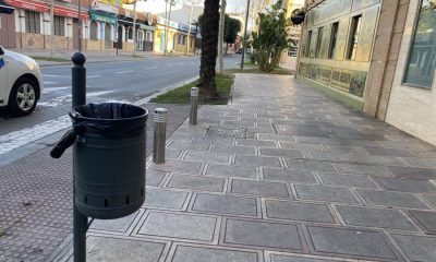 Alcalá instala 150 papeleras y 25 bancos en distintas calles y parques