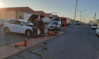 Dos heridos en un accidente de tráfico en el polígono La Red de Alcalá de Guadaíra