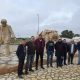 Las Pajanosas embellece su entrada con un homenaje a los arrieros