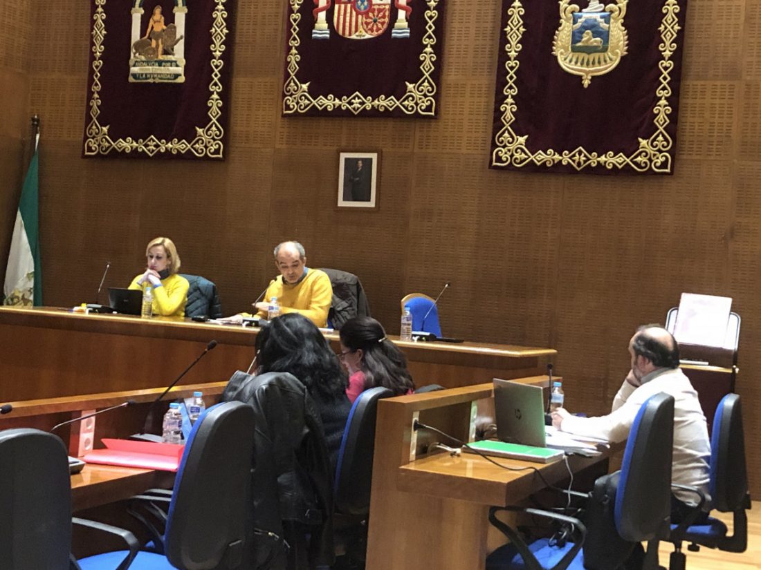 El Ayuntamiento reclama a la Junta que cualquier cargo avise oficialmente antes de visitar Arahal