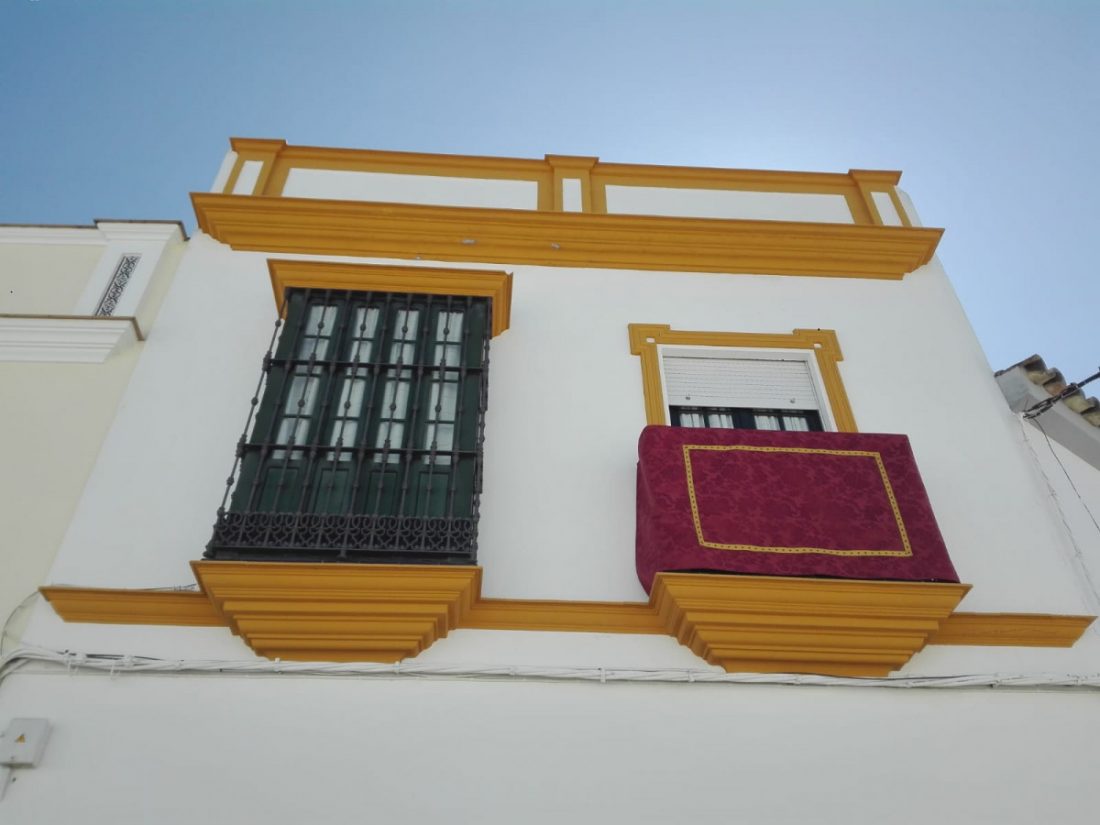 La celebración en los balcones continuará, también en Semana Santa