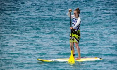 Buscan a monitores de paddle surf para trabajar en verano cobrando hasta 1.500 euros al mes