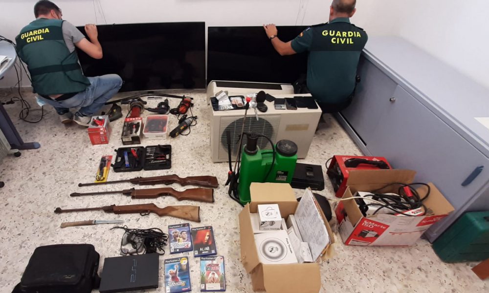 Tres detenidos en Tocina y desmantelamiento de un punto de venta de droga con "narcosala" 