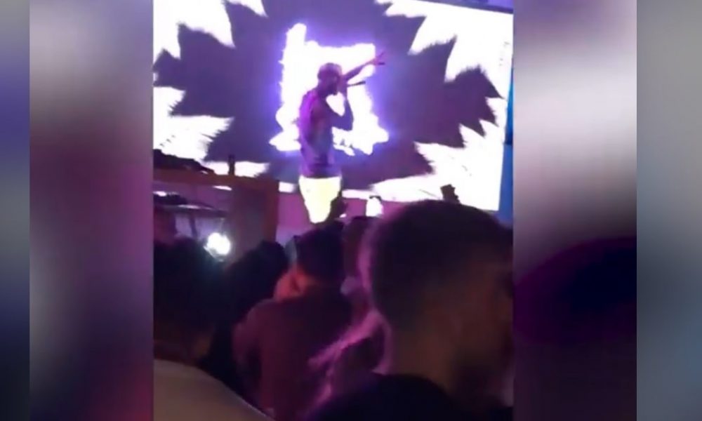 El vídeo de una discoteca de Arahal sin distancia social se hace viral