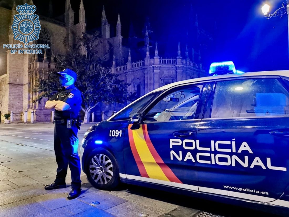La Policía detiene en Sevilla a los autores de dos disparos a un kiosquero