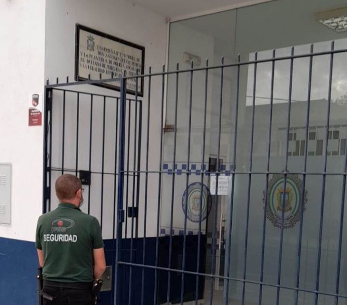 Asociaciones y sindicatos aseguran que la seguridad privada contratada en Marchena es "legal" y tiene todos los permisos