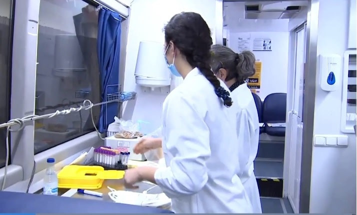 Sanidad autoriza el primer ensayo clínico fase III para la vacuna contra la COVID-19 en España