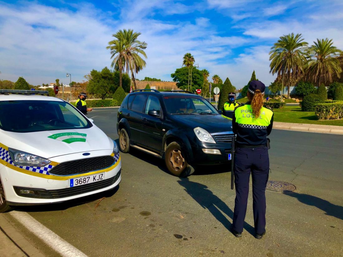 Alcalá mantiene los controles policiales para el cumplimiento de las normas covid en toda la ciudad