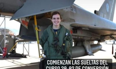 La Base de Morón, escenario de la prueba de vuelo de la primera mujer piloto de España