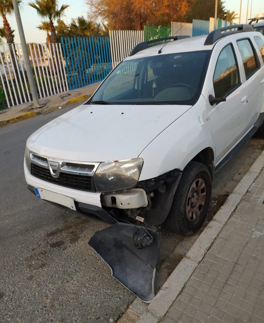Una vecina de Arahal denuncia continuos actos vandálicos contra su coche