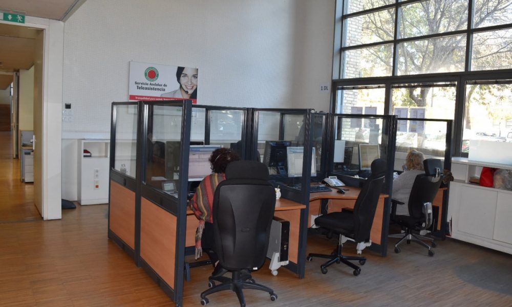 Teleasistencia: Casi 1,7 millones de llamadas en Sevilla durante 2020