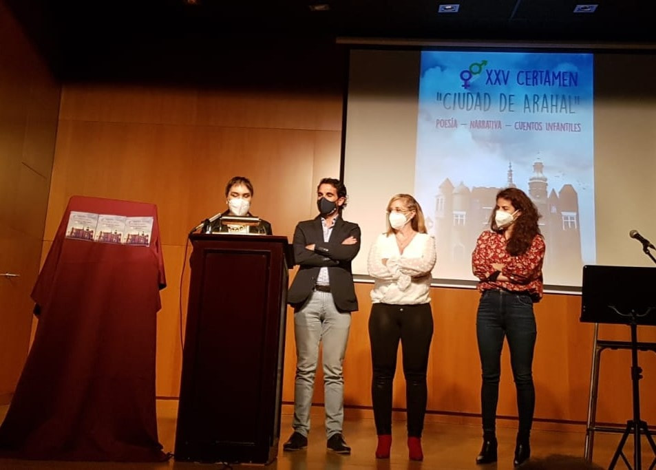 Los premios del Certamen Literario "Ciudad de Arahal" se van para Melilla, Badajoz y Sevilla