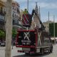 Comienza el montaje del alumbrado y decorado simbólico para la "Feria de Abril"