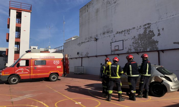 Utrera incorporará una unidad de drones a su parque de bomberos