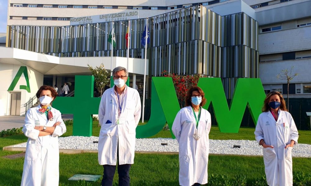 Especialistas del Macarena evalúan una terapia con células madre para una enfermedad degenerativa que causa ceguera