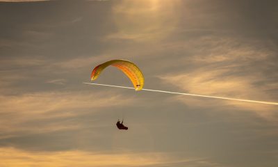 Un parapentista herido al sufrir un accidente en Loja