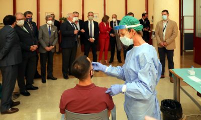 Andalucía vacunará con la segunda dosis de AstraZeneca a los voluntarios menores de 60 años