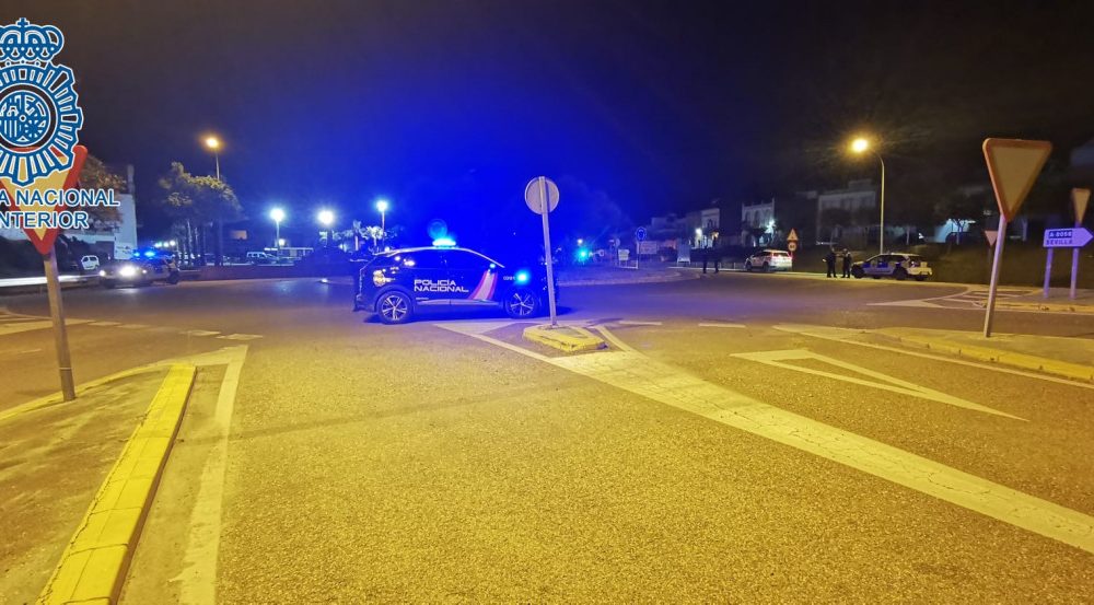 Un detenido en Coria del Río como presunto autor de un robo con arma blanca en una tienda