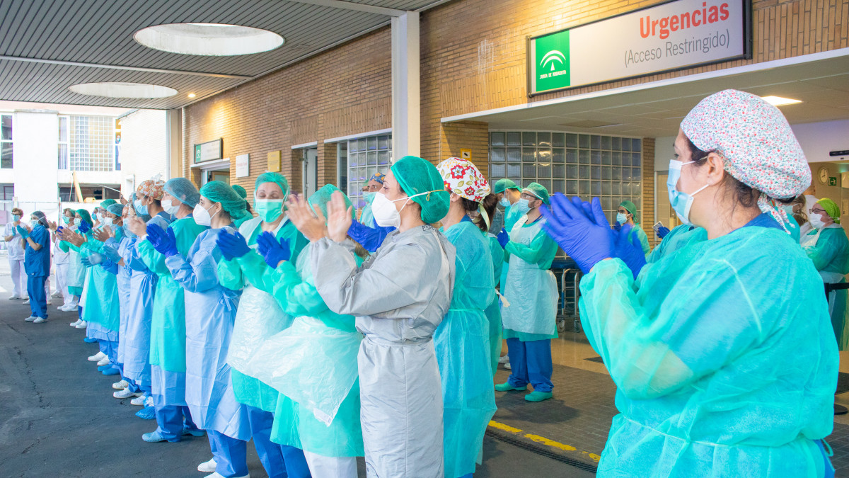 El Virgen del Rocío, sexto hospital público español que mejor ha gestionado la pandemia