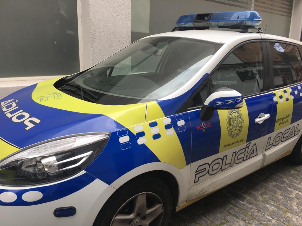 Cuatro jóvenes denunciados por el robo de 20 bicicletas de una tienda de Sevilla