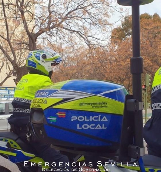 Dos menores, detenidos en Sevilla tras una larga persecución en una moto robada