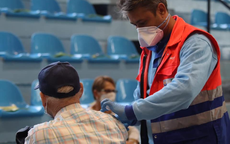 Alcalá de Guadaíra habilita un nuevo punto de vacunación climatizado para el verano