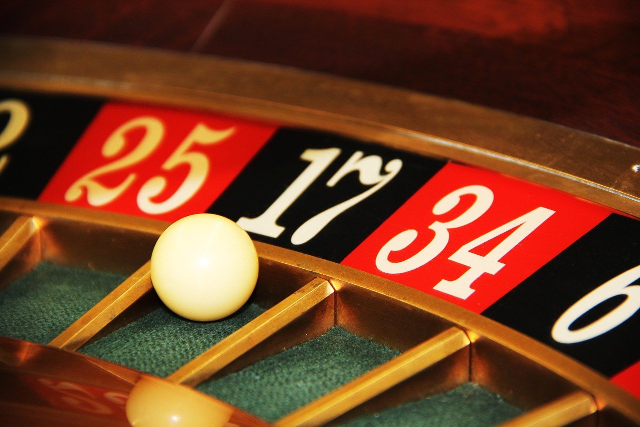 ¿Cuánto pagan de impuestos los negocios de casinos?