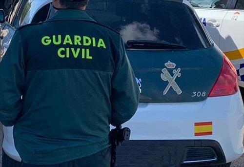 Tres detenidos en Cantillana y desmantelado un punto de venta y consumo de droga