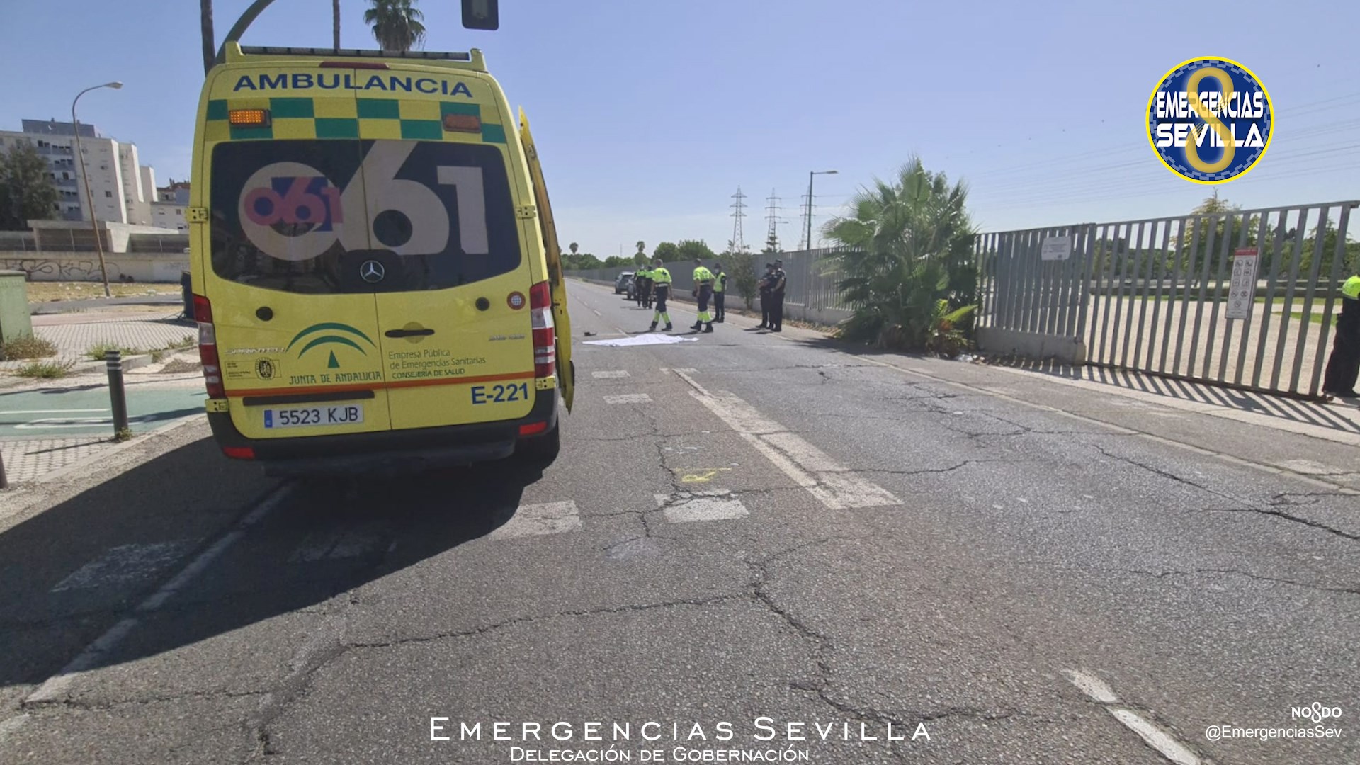 Muere una mujer atropellada en la Carretera Su Eminencia en Sevilla