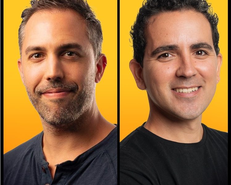 Dos sevillanos crean los nuevos emoticonos de La Casa de Papel para Whatsapp