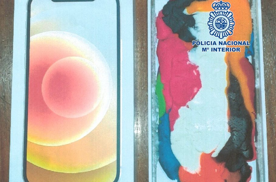 Dos detenidos por vender teléfonos de alta gama que cambiaban por plastilina