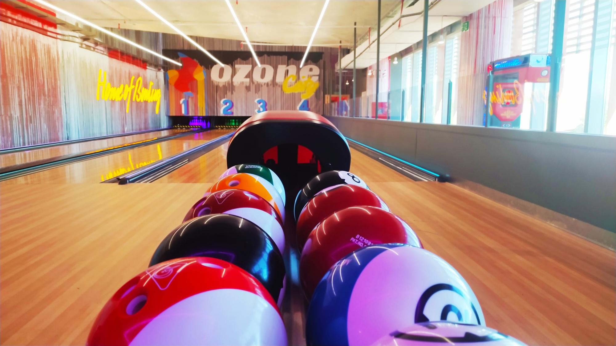 Ozone llega a Torre Sevilla con pistas de bowling adaptadas a los más pequeños