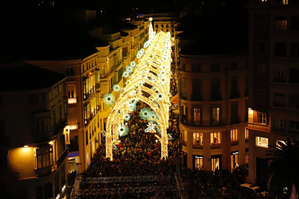 María Casado lleva la luz a la Navidad de Málaga