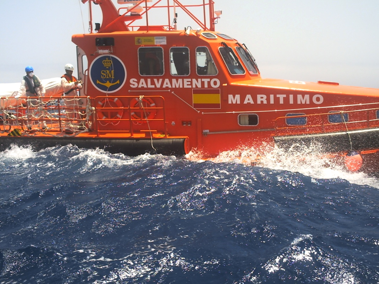 Hallan el cadáver del marinero caído al mar desde un pesquero el martes en Huelva