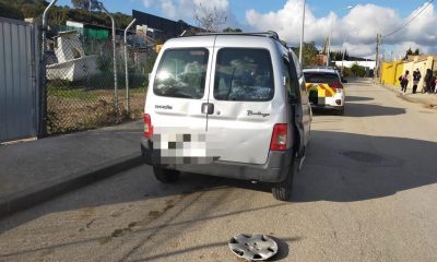 Detenido por conducir sin carné, drogado y colisionar contra un coche y un quiosco en Algeciras