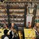 La Catedral de la Cerveza en Pedrera reabre con más de 2.000 nuevas botellas de todo el mundo