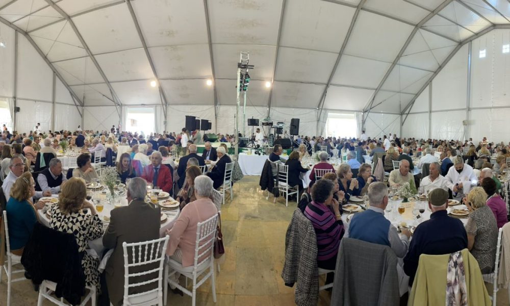 La Algaba homenajea a 500 mayores en el Día de Andalucía